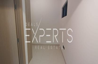 Townhouse - 3 Bedrooms - 4 Bathrooms for rent in Aldhay at Bloom Gardens - Bloom Gardens - Al Salam Street - Abu Dhabi Townhouse - 3 Bedrooms - 4 Bathrooms for rent in Aldhay at Bloom Gardens - Bloom Gardens - Al Salam Street - Abu Dhabi
