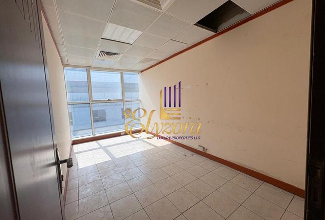136998799 - Property Image 2