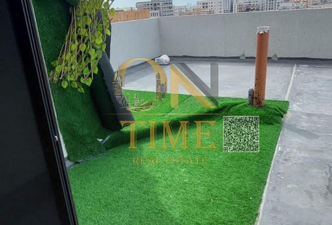 72727309 - Property Image 2