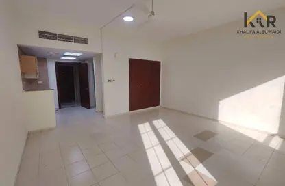 Apartment - 1 Bathroom for rent in Building L13 - Greece Cluster - International City - Dubai Apartment - 1 Bathroom for rent in Building L13 - Greece Cluster - International City - Dubai