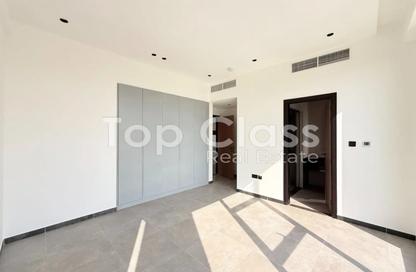 Villa - 5 Bedrooms - 6 Bathrooms for rent in Nad Al Sheba Villas - Nad Al Sheba 3 - Nad Al Sheba - Dubai