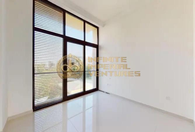 92696867 - صورة العقار 3