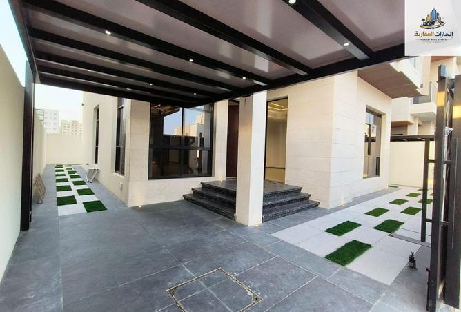 70275951 - Property Image 2