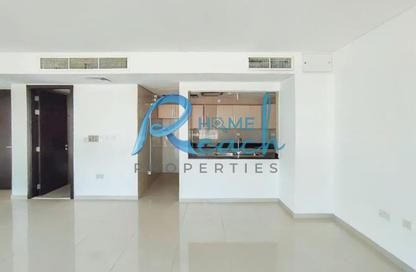 Apartment - 1 Bedroom - 2 Bathrooms for rent in RAK Tower - Marina Square - Al Reem Island - Abu Dhabi
