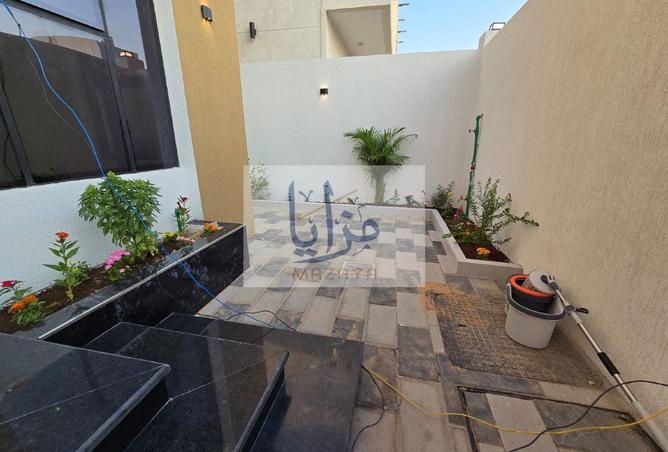 102835739 - صورة العقار 2