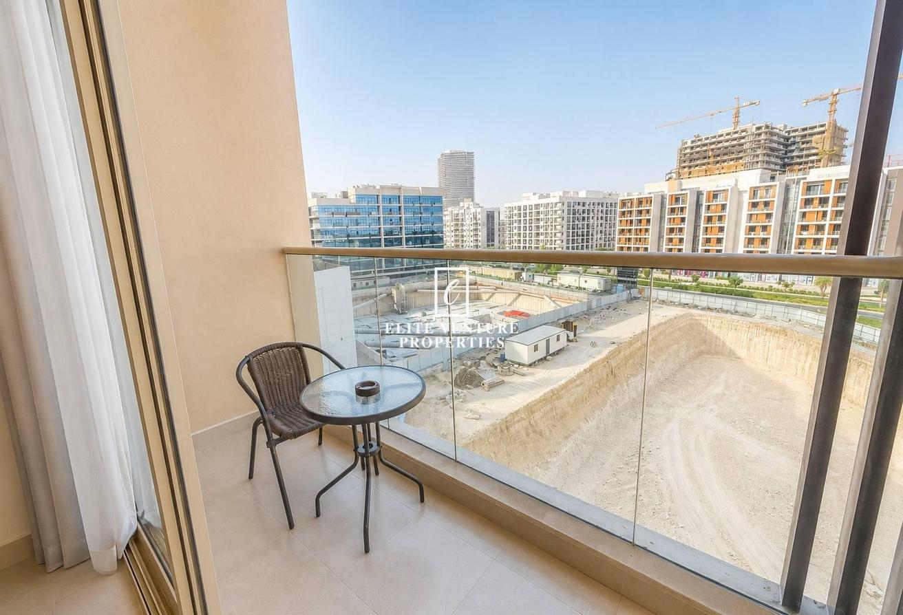 FULLY FURNISHED | OPEN VIEW | PRIME LOCATION photo 12
