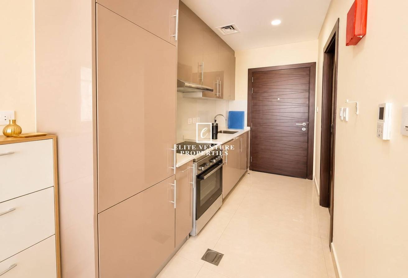 FULLY FURNISHED | OPEN VIEW | PRIME LOCATION photo 8