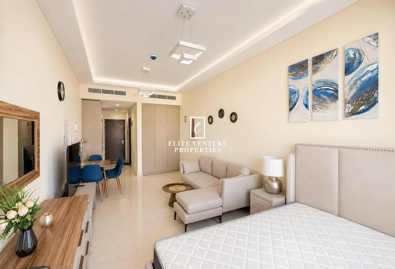 FULLY FURNISHED | OPEN VIEW | PRIME LOCATION photo 4