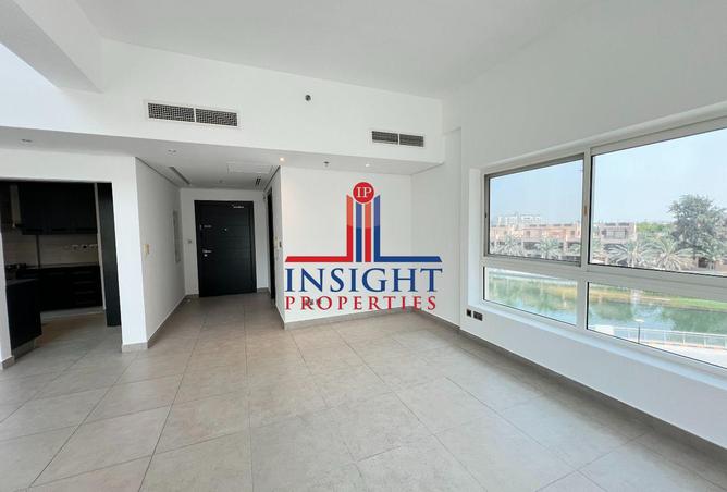 PARTIAL LAKE | 3 BR+M+S | READY TO MOVE