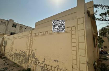 Villa - 6 Bedrooms - 5 Bathrooms for sale in Al Rumailah building - Al Rumailah 2 - Al Rumaila - Ajman
