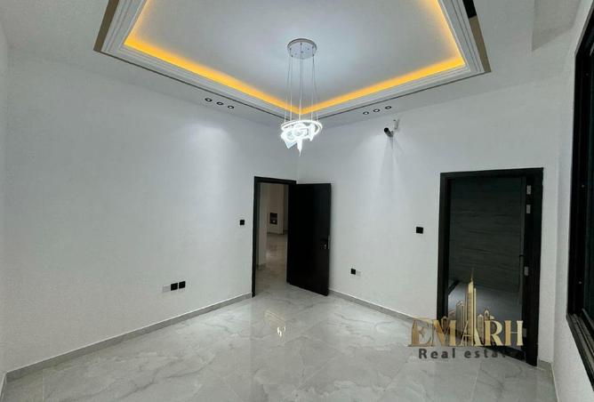114615553 - Property Image 2