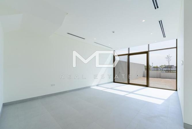 82348963 - Property Image 3