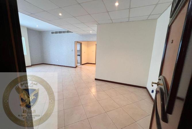 121119689 - Property Image 3