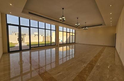 Villa - 5 Bedrooms - 7 Bathrooms for rent in Al Quoz 1 - Al Quoz - Dubai