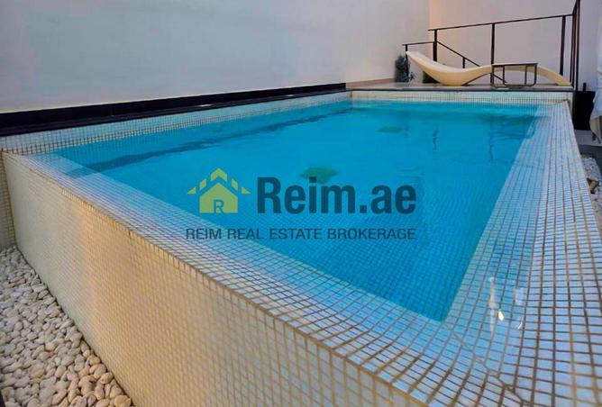 54927957 - Property Image 2