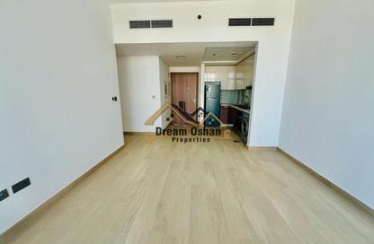 Apartment - 2 Bedrooms - 2 Bathrooms for rent in Azizi Riviera 37 - Azizi Riviera - Meydan One - Meydan - Dubai