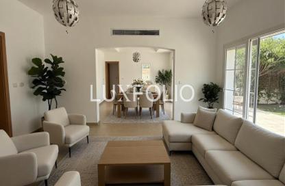 Villa - 3 Bedrooms - 4 Bathrooms for rent in Alma 1 - Alma - Arabian Ranches - Dubai