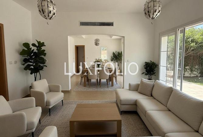 94014103 - Property Main Image