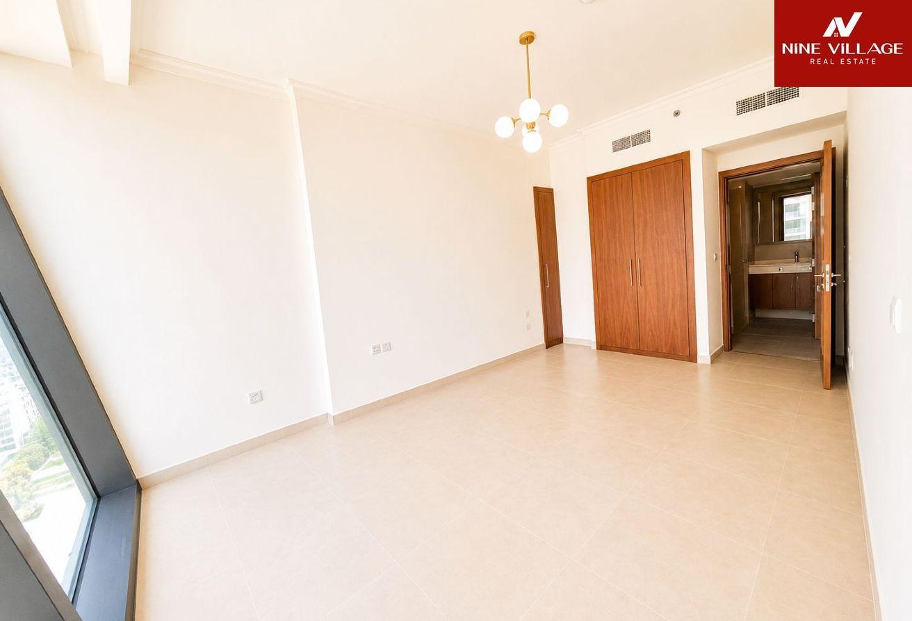 3BR Apartment | Burj Vista 1 | Burj Khalifa view photo 5