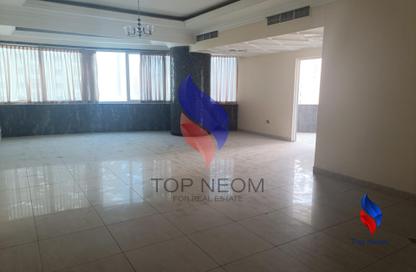 Apartment - 3 Bedrooms - 4 Bathrooms for sale in Al Burj Tower - Al Khan Lagoon - Al Khan - Sharjah