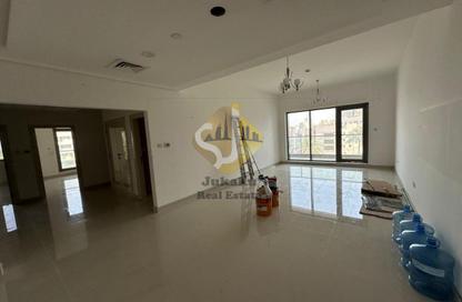 Apartment - 3 Bedrooms - 3 Bathrooms for rent in Lulu Building 2 - Umm Hurair 1 - Umm Hurair - Bur Dubai - Dubai Apartment - 3 Bedrooms - 3 Bathrooms for rent in Lulu Building 2 - Umm Hurair 1 - Umm Hurair - Bur Dubai - Dubai