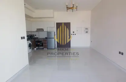 Apartment - 1 Bathroom for rent in Lawnz by Danube - International City - Dubai Apartment - 1 Bathroom for rent in Lawnz by Danube - International City - Dubai