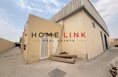 Warehouse - Studio - 4 Bathrooms for sale in Al Sajaa Industrial - Al Sajaa - Sharjah