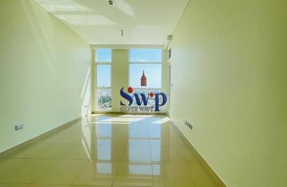 Apartment - 1 Bedroom - 2 Bathrooms for rent in United Square - Al Khalidiya - Abu Dhabi Apartment - 1 Bedroom - 2 Bathrooms for rent in United Square - Al Khalidiya - Abu Dhabi