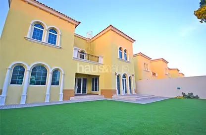 Villa - 3 Bedrooms - 4 Bathrooms for sale in District 8 - Jumeirah Park - Dubai