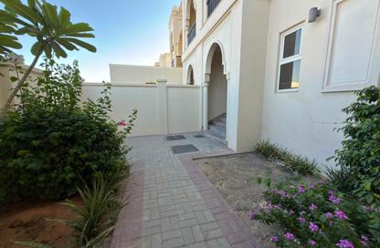 Villa - 5 Bedrooms - 6 Bathrooms for rent in Umm Suqeim 1 - Umm Suqeim - Dubai