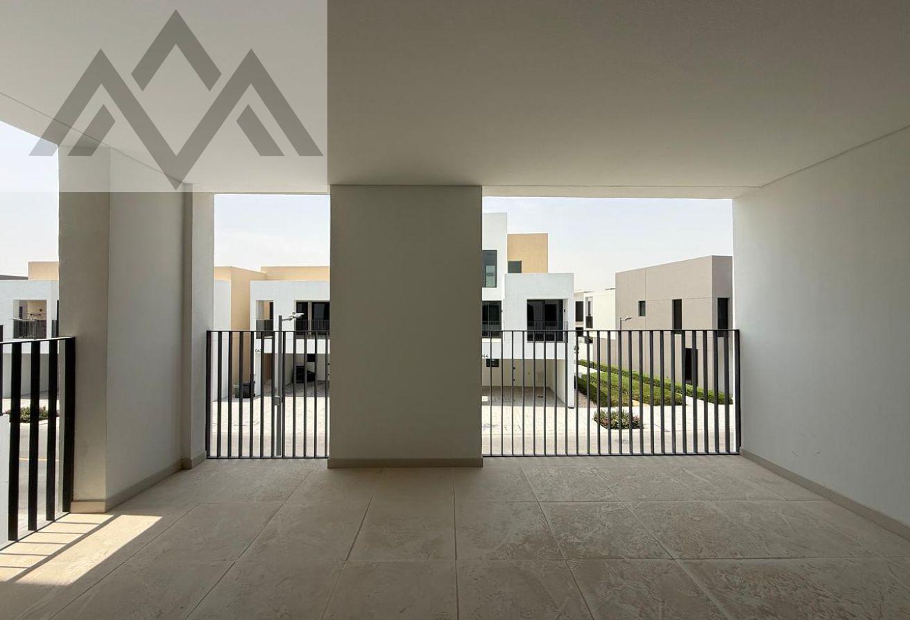 Vibrant Community | Singal Row | Green Belt photo 13