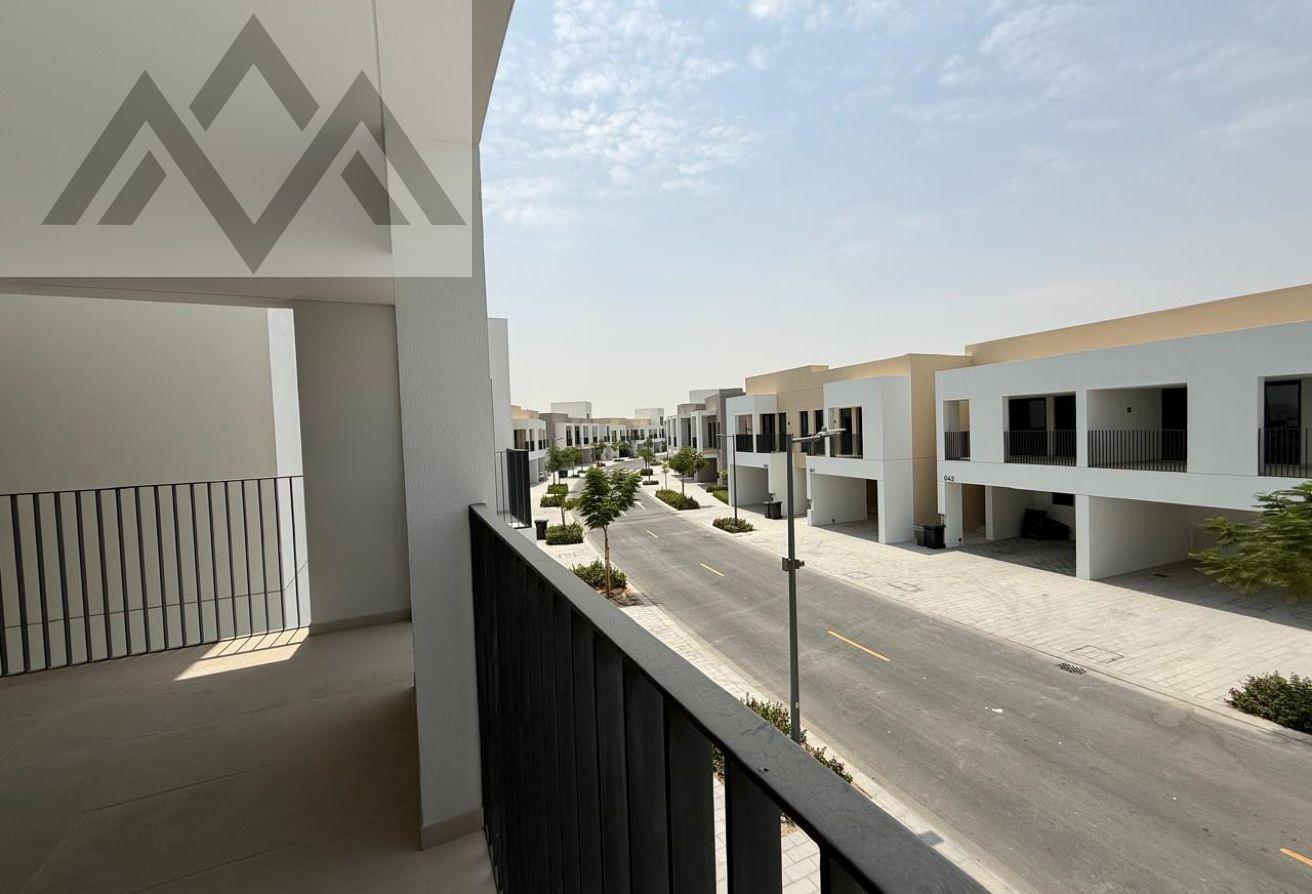 Vibrant Community | Singal Row | Green Belt photo 9