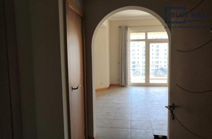 Apartment - 2 Bedrooms - 4 Bathrooms for rent in Al Das - Shoreline Apartments - Palm Jumeirah - Dubai