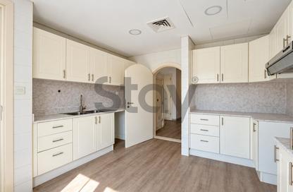 Townhouse - 3 - 3 for rent in Springs 9 - The Springs - Dubai