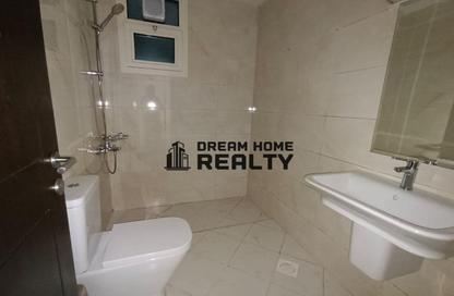 Apartment - 1 Bedroom - 2 Bathrooms for rent in Al Taawun - Sharjah