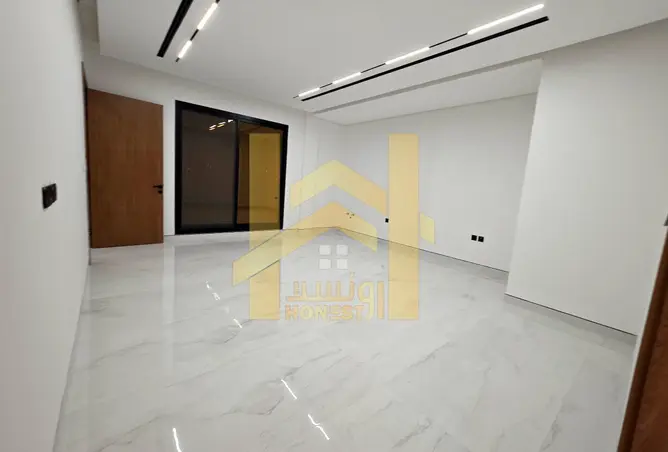 69892975 - Property Image 3