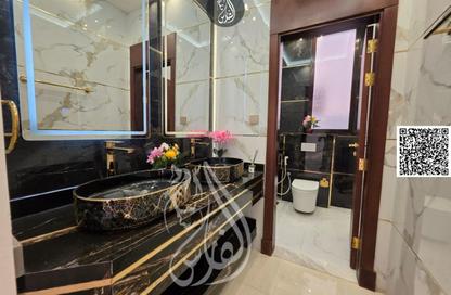 Villa - 5 Bedrooms - 7+ Bathrooms for sale in Al Yasmeen 1 - Al Yasmeen - Ajman