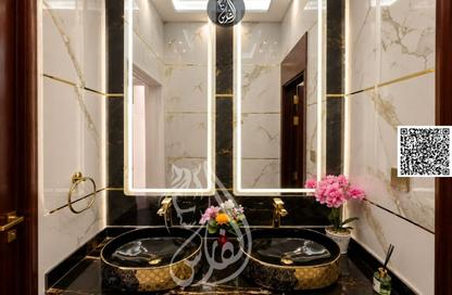 Villa - 5 Bedrooms - 7+ Bathrooms for sale in Al Yasmeen 1 - Al Yasmeen - Ajman