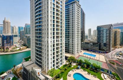 Apartment - 2 Bedrooms - 3 Bathrooms for sale in The Point - Dubai Marina - Dubai