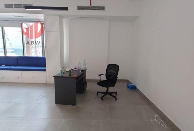 57755830 - Property Image 3