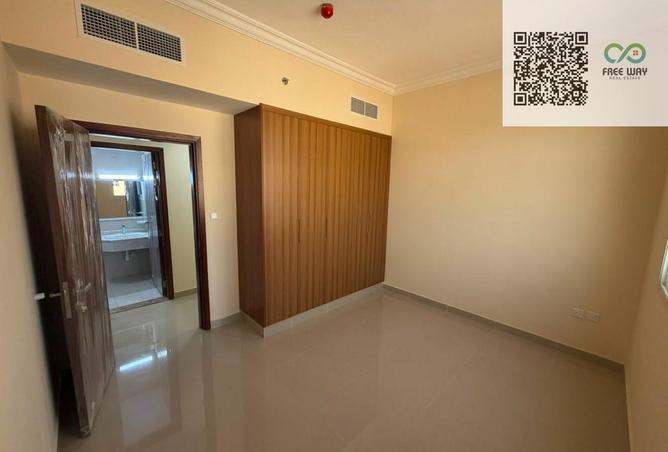 114601170 - Property Image 3