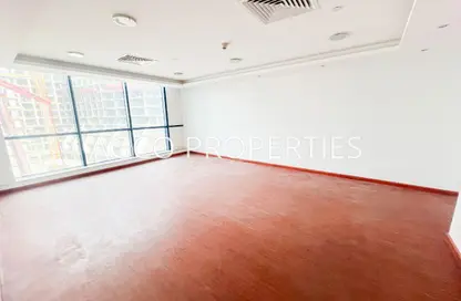 Office Space - Studio - 1 Bathroom for rent in Jumeirah Bay Towers - Jumeirah Lake Towers - Dubai