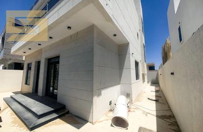 Villa - 5 Bedrooms - 7 Bathrooms for sale in Al Yasmeen 1 - Al Yasmeen - Ajman