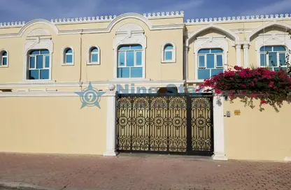 فيلا - 4 غرف نوم - 5 حمامات للايجار في فلل الجافلية - الجافلية - دبي