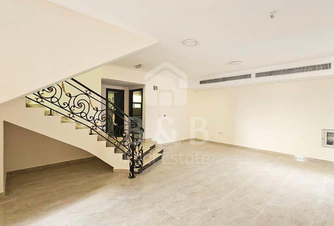 75402464 - Property Image 2