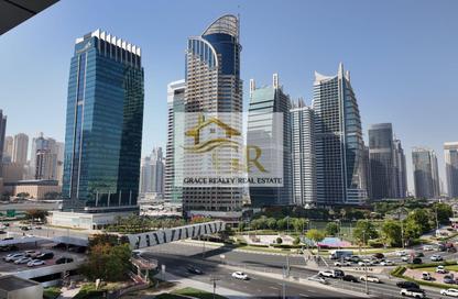 Apartment - 1 Bedroom - 2 Bathrooms for rent in Dubai Arch - JLT Cluster G - Jumeirah Lake Towers - Dubai