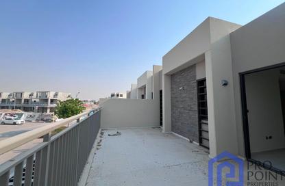 Townhouse - 3 Bedrooms - 5 Bathrooms for sale in Zinnia - Damac Hills 2 - Dubai Townhouse - 3 Bedrooms - 5 Bathrooms for sale in Zinnia - Damac Hills 2 - Dubai