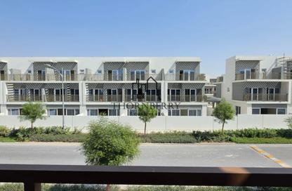 Townhouse - 4 - 4 for rent in Verona - Damac Hills 2 - Dubai