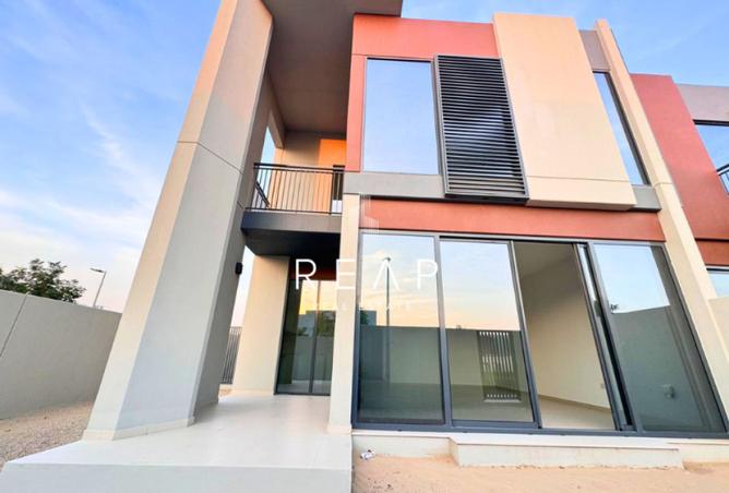 True Corner | Opposite to Pool and Park