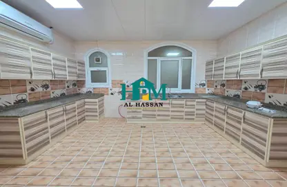 فيلا - 3 غرف نوم - 3 حمامات للايجار في مدينة الرياض - أبوظبي